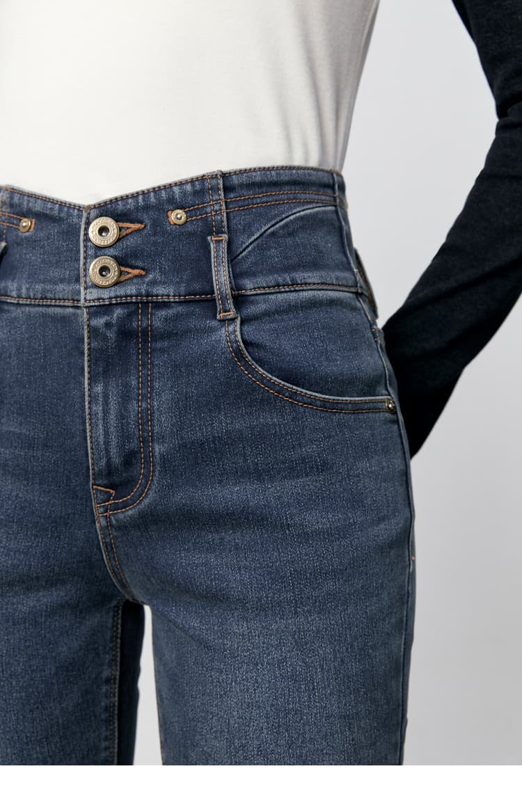 すっきりシルエット美脚スキニーパンツ