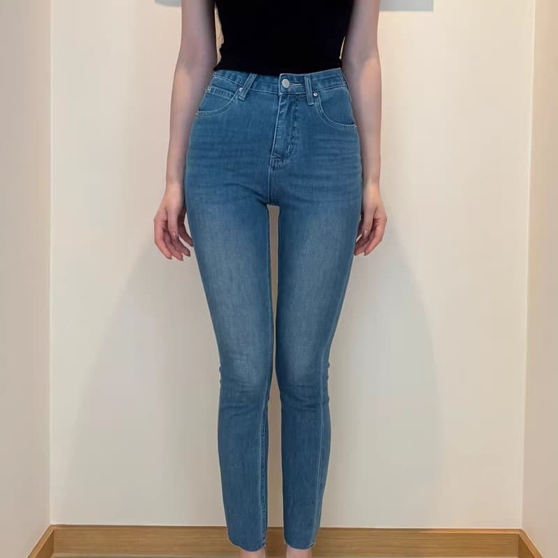 スキニーパンツ すっきり美脚スキニーデニム