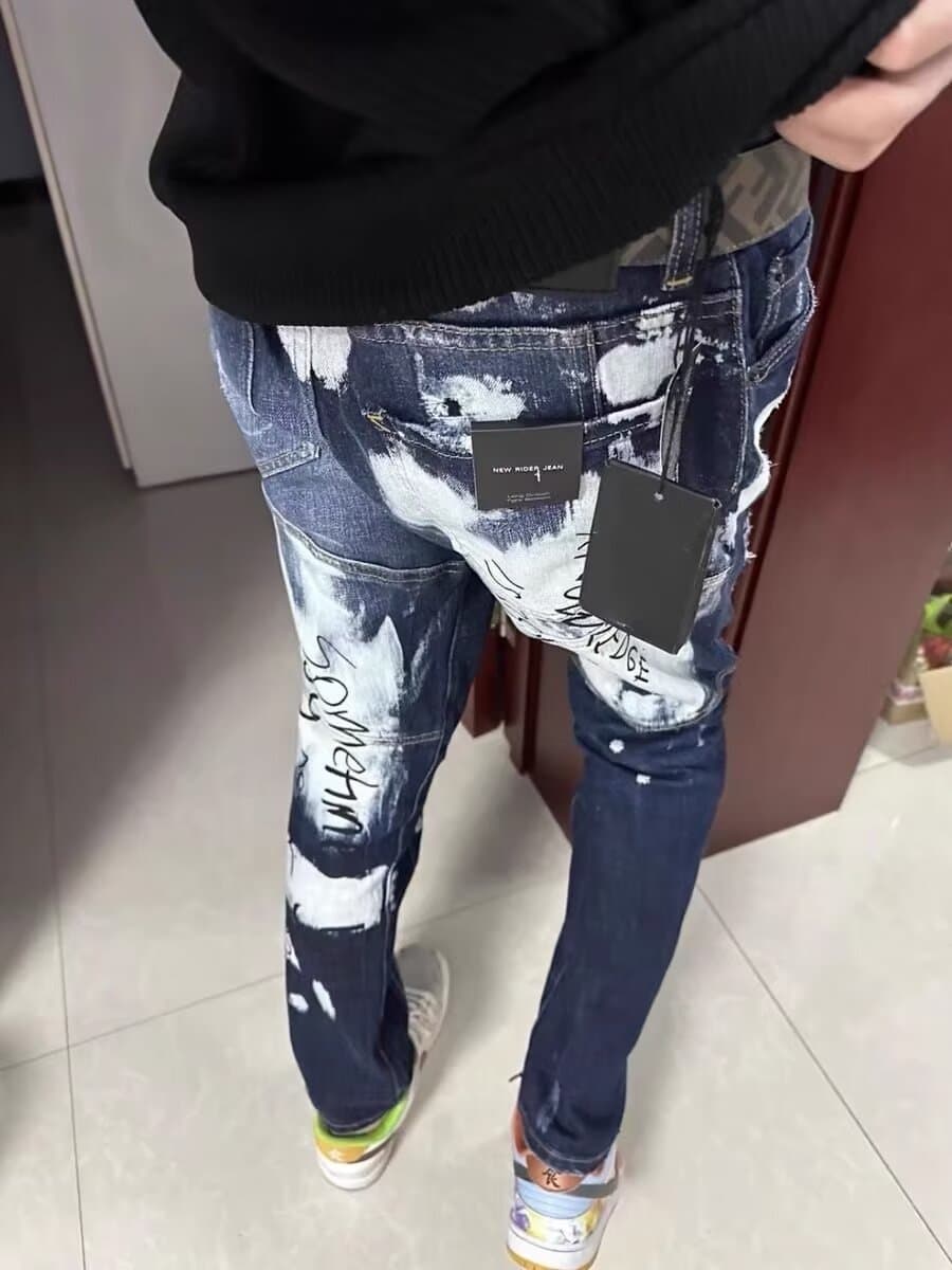 スキニーパンツ ストリート系グラフィティダメージスキニー